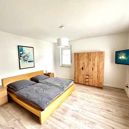 Grosse Comfort-ferienwohnungen Haus Bonni アパート ツェレ