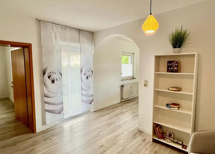 Grosse Comfort-ferienwohnungen Haus Bonni 策勒