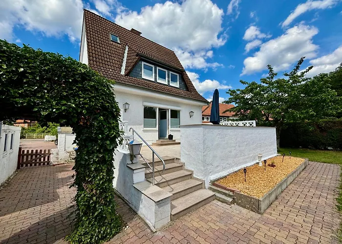 Grosse Comfort-ferienwohnungen Haus Bonni 策勒